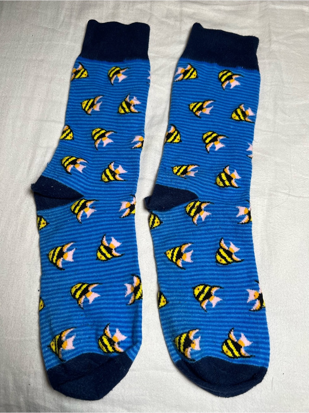 🎉5/$25 Old Navy Tropical Fish Socks
